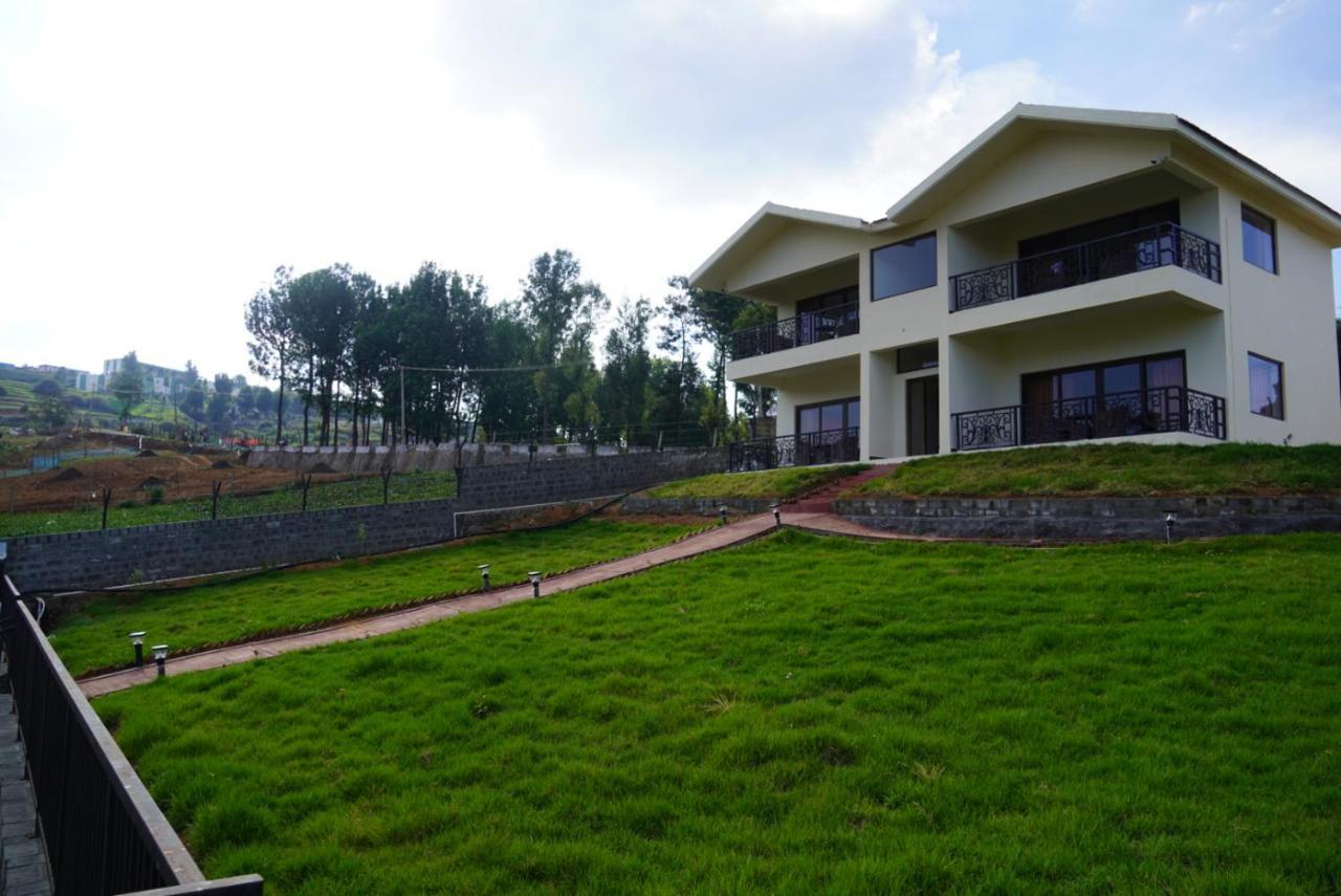 Acorn House Hotel อูตี ภายนอก รูปภาพ