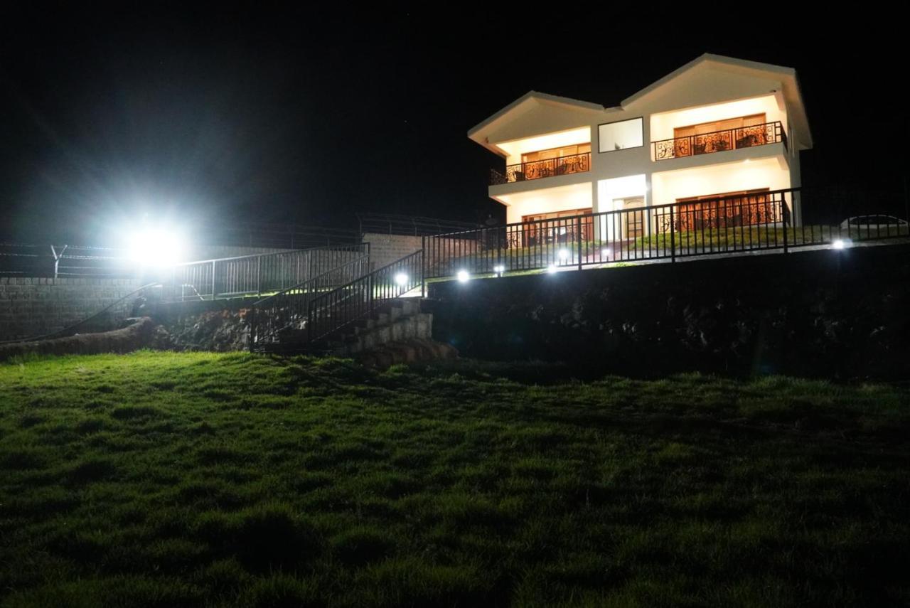 Acorn House Hotel อูตี ภายนอก รูปภาพ